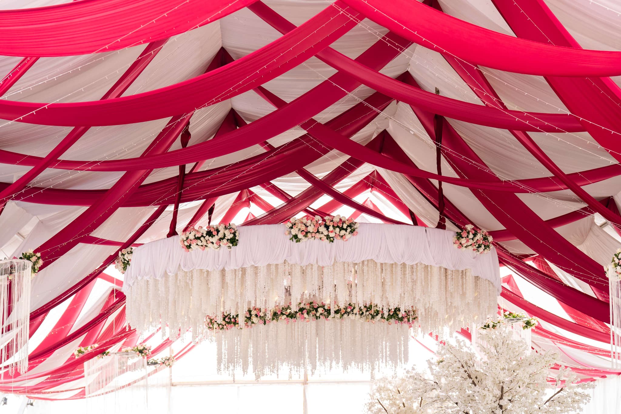 2024 Luxury Event Decor Trends We're Loving